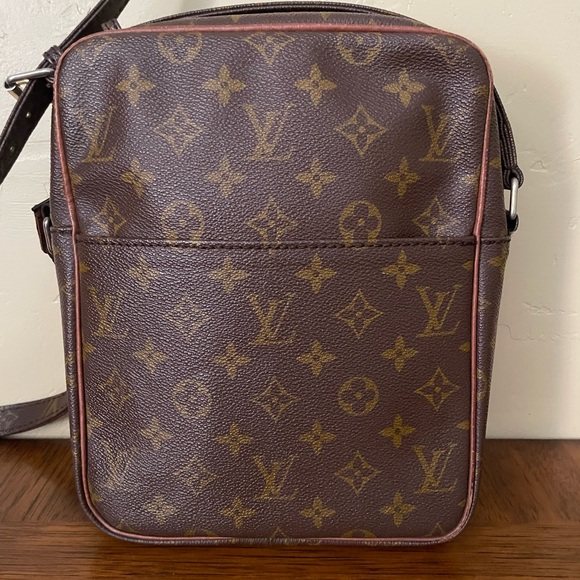 Louis Vuitton Monogram Brown Messenger Bag - Picture 1 of 15